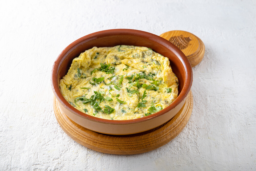 بيض مخفوق بالخضار/ Scrambled Eggs with Vegetables